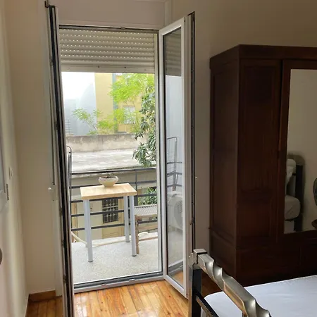 Quiet Just Renewed In Neapolis 雅典